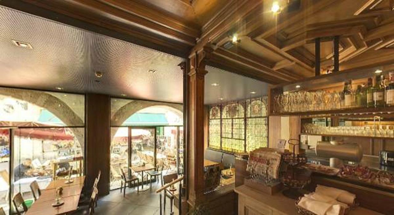 Zunfthaus Zu Wirthen 호텔 졸로투른 외부 사진
