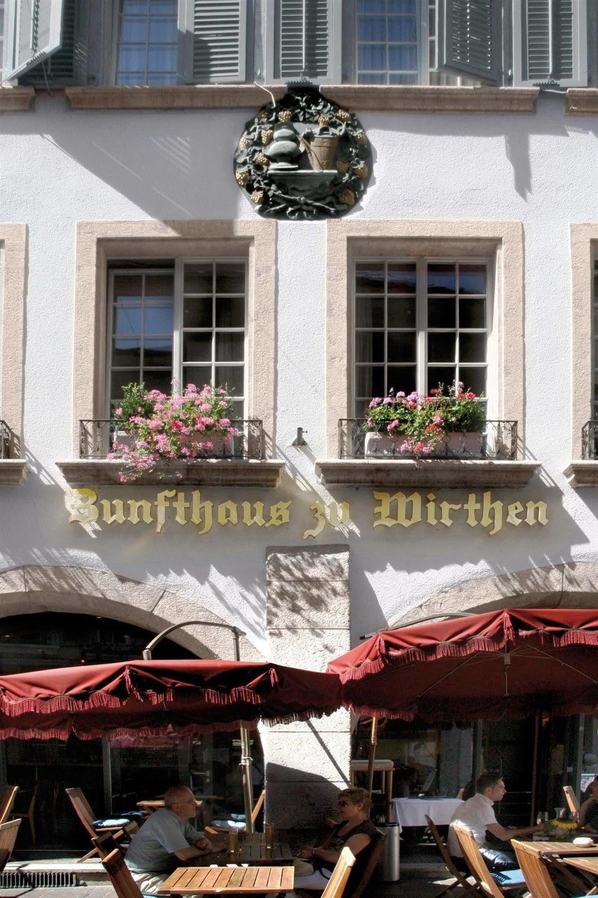 Zunfthaus Zu Wirthen 호텔 졸로투른 외부 사진